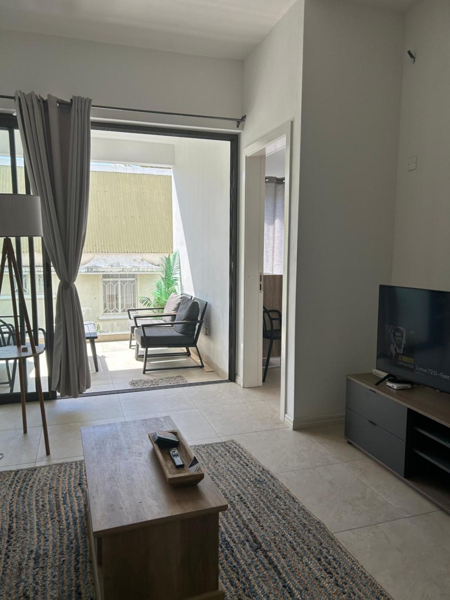 Coastal View Apartments Grand Baie Exterior photo